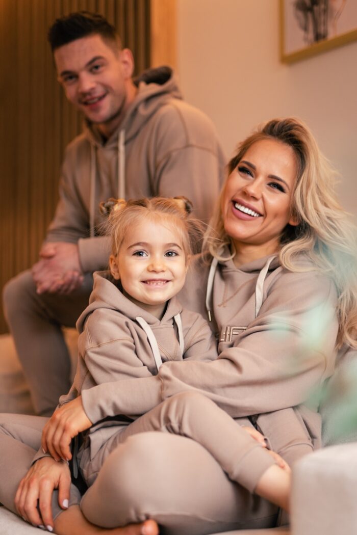 NUDE beige children's sweatpants - Image 7