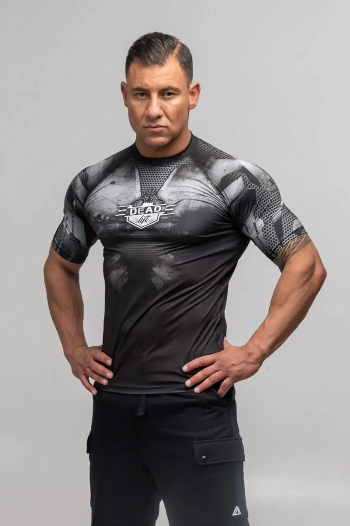 DUST men's short sleeve rashguard training shirt - Image 1