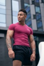 men's seamless workout rashguard for the gym