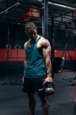 tank top męski na siłownię stringer treningowy