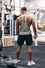 ubrania sportowe męskie na trening