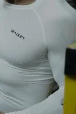 długi rashguard sportowy koszulka treningowa męska biała