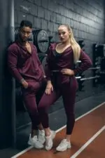 komplet dresów sportowych damskich i męskich na trening