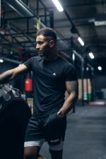 koszulka męska na siłownię slimfit czarna męska
