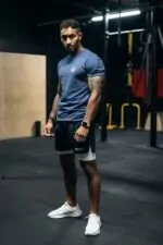t-shirt męski slim fit sportowy na siłownię