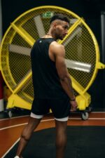 set sportowy męski na siłownię na trening czarny szybkoschnący