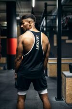 tank top z kontrastową lamówką męski stringer na siłownię treningowy