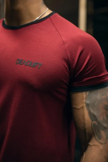 t-shirt męski muscle fit bordo