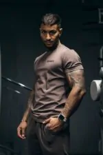 t-shirt męski muscle fit brązowy na trening