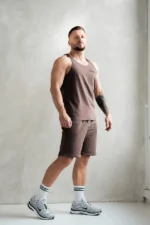 top sportowy na siłownię męski bawełna brąz