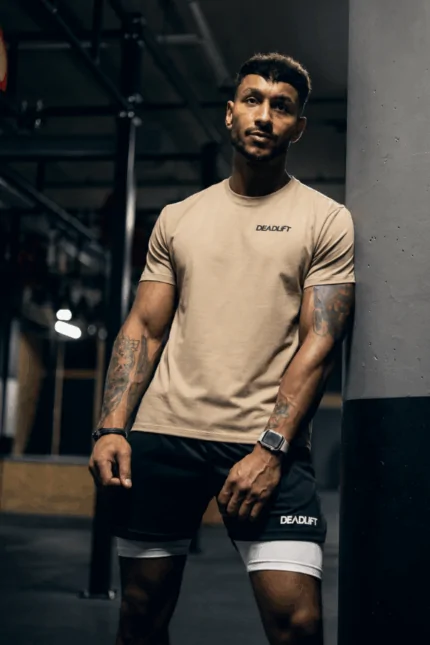 t-shirt męski bawełniany beżowy treningowy muscle fit