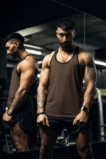 tank top męski z kontrastową lamówką na siłownię stringer