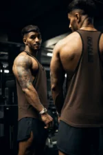 Tank top męski z kontrastową lamówką DEADLIFT brąz - obrazek 4
