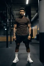 koszulka męska sportowa muscle fit brązowa